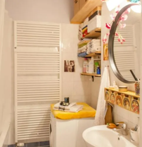 Gemuetliche Mit Balkon - Suedplatz Nur 2 Minuten Entfernt